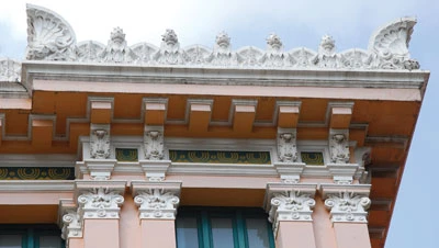 Tòa nhà Bưu điện TPHCM - Dấu ấn lịch sử ảnh 5 Tòa nhà Bưu điện TPHCM - Dấu ấn lịch sử ảnh 5