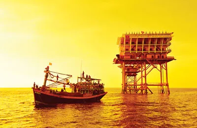 Ngư dân đánh bắt cá ở khu vực nhà giàn DK1/15. Ngư dân đánh bắt cá ở khu vực nhà giàn DK1/15.