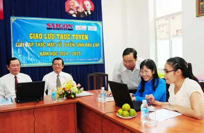 Quang cảnh buổi giao lưu Quang cảnh buổi giao lưu