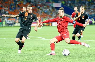 Bồ Đào Nha rất dễ bị bắt bài nếu quá phụ thuộc vào Ronaldo. Bồ Đào Nha rất dễ bị bắt bài nếu quá phụ thuộc vào Ronaldo.