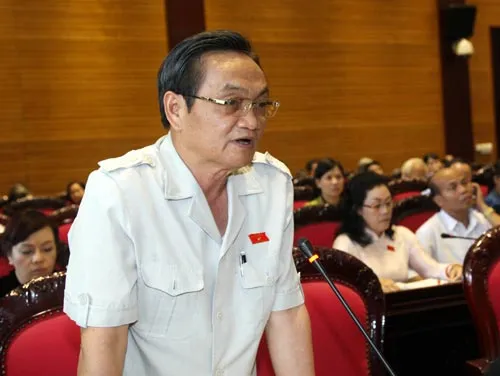 Kiên quyết bảo vệ chủ quyền, nắm bắt cơ hội tự chủ kinh tế