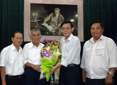 Hội người cao tuổi ủng hộ chương trình “Vững lòng biển đảo”