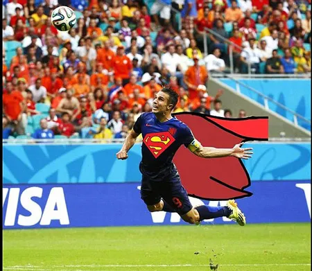 Van Persie được ví là Superman ảnh 1 Van Persie được ví là Superman ảnh 1