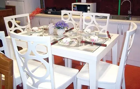 Tập đoàn Nội thất Hà Nam: Khẳng định chất lượng tại Vietbuild 2014 ảnh 2 Tập đoàn Nội thất Hà Nam: Khẳng định chất lượng tại Vietbuild 2014 ảnh 2