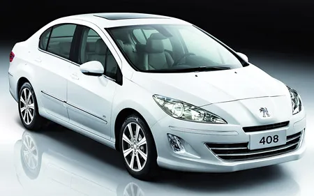 Peugeot 408 sedan sang trọng, lịch lãm
