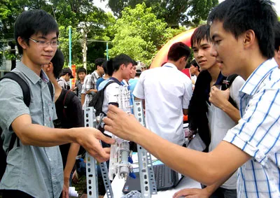 Ngày hội kỹ thuật thu hút 700 sinh viên khoa cơ khí