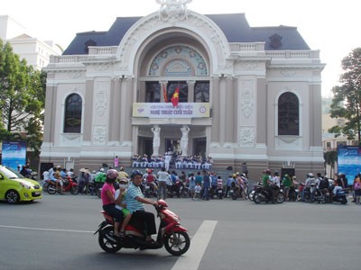 The Opera House in Ho Chi Minh City (Photo: Cat. Tuong) The Opera House in Ho Chi Minh City (Photo: Cat. Tuong)