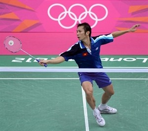 Nguyen Tien Minh retained his title at the Yonex Suffolk County Community College US Open Championships in New York. Nguyen Tien Minh retained his title at the Yonex Suffolk County Community College US Open Championships in New York.