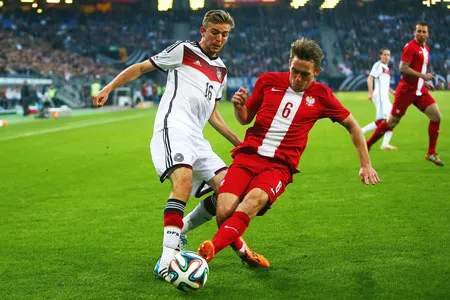 Christoph Kramer (trái) thừa nhận muốn sang Serie A chơi bóng. Christoph Kramer (trái) thừa nhận muốn sang Serie A chơi bóng.