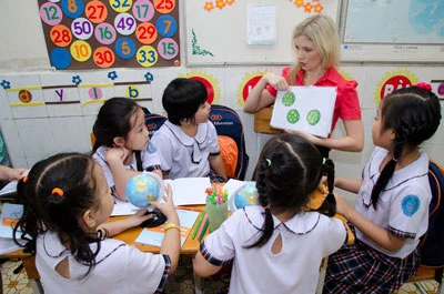 Triển khai chuẩn đánh giá tiếng Anh mới: Thêm áp lực cho trẻ