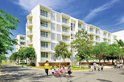 Nhà lưu trú công nhân Khu công nghiệp Long Hậu. Nhà lưu trú công nhân Khu công nghiệp Long Hậu.