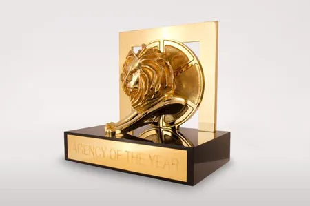 Cúp vàng Cannes Lions - Oscar/Worldcup/Champion Leagues của ngành quảng cáo. Cúp vàng Cannes Lions - Oscar/Worldcup/Champion Leagues của ngành quảng cáo.