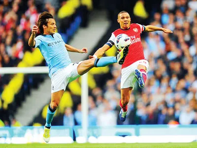 Cuộc đụng độ giữa Man.City (trái) với Arsenal luôn diễn ra nảy lửa. Cuộc đụng độ giữa Man.City (trái) với Arsenal luôn diễn ra nảy lửa.