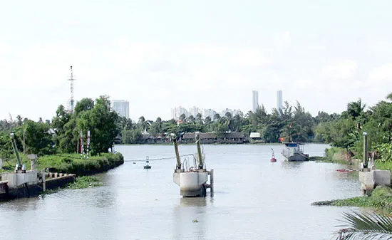 Cống ngăn triều cường