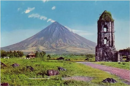 Philippines sơ tán hàng ngàn người tránh núi lửa
