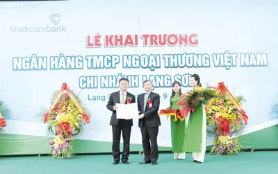 Vietcombank khai trương chi nhánh tại tỉnh Lạng Sơn