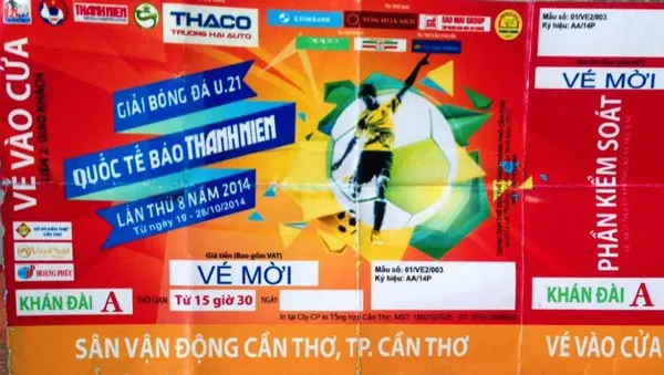 Cần Thơ: Bắt nhiều đối tượng bán vé bóng đá giả