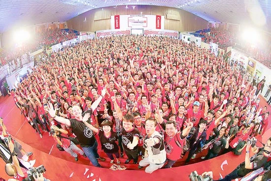 Ông Nick Yoshida, Tổng Giám đốc Công ty TNHH Marketing Canon Việt Nam: Phải thay đổi để bắt kịp thị trường
