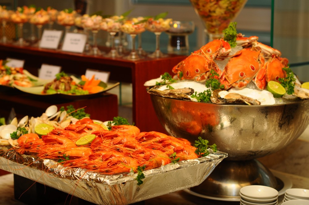 People will have chance to taste vietnamese and internamtional dishes at buffet (Photo DT) People will have chance to taste vietnamese and internamtional dishes at buffet (Photo DT)