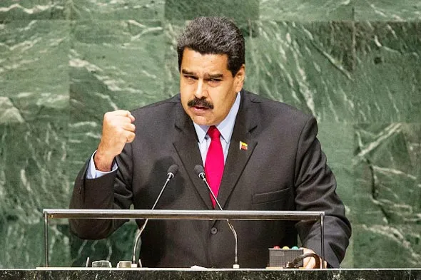 Tổng thống Mỹ ký dự luật trừng phạt Nga và Venezuela