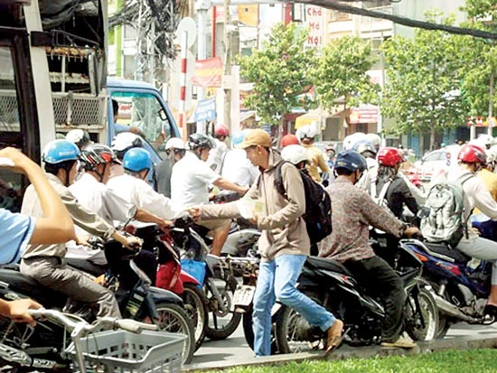 Vi phạm trong quảng cáo: Chủ trương có nhưng khó... chấn chỉnh