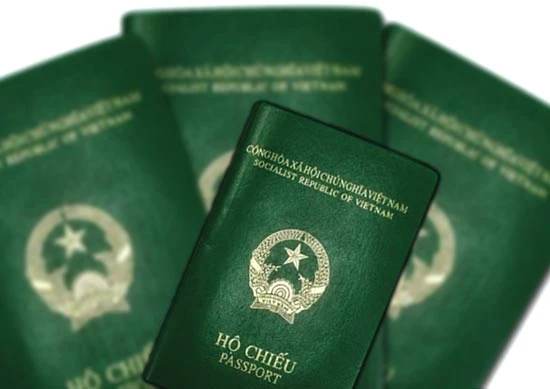 Kinh nghiệm du lịch: Câu chuyện “cái hộ chiếu”
