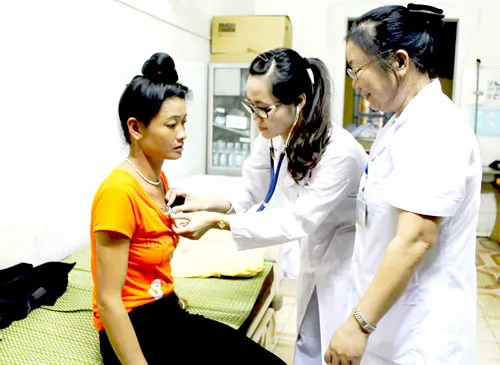 Bác sĩ trẻ tình nguyện lên biên ải