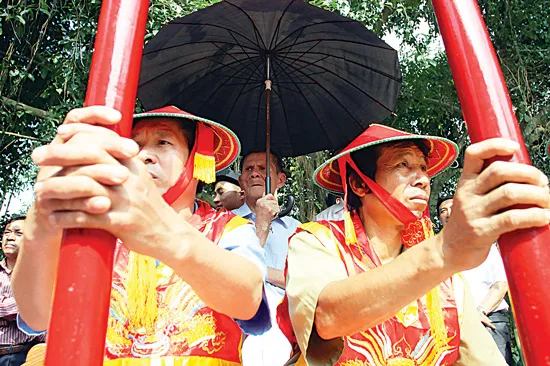 Về Hùng Vương Tổ Miếu nghe hát Xoan cổ