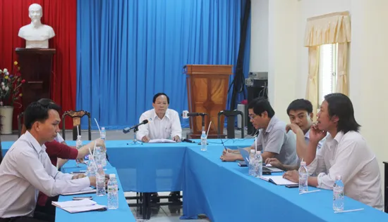Vụ nữ sinh lớp 7 ở Trà Vinh bị “đánh hội đồng”: Ban giám hiệu bị tạm đình chỉ công tác 1 tháng