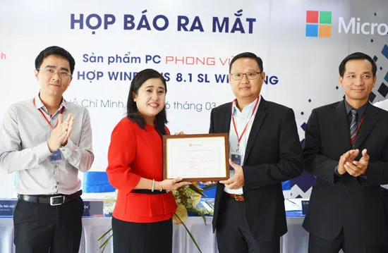 Phong Vũ và Microsoft cùng ra mắt PC PHONG VU