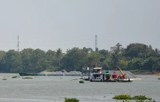 Vụ lấn sông Đồng Nai: Ủy ban Khoa học – Công nghệ và Môi trường của Quốc hội làm việc với UBND tỉnh Đồng Nai