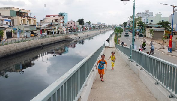 A section of the upgraded Tan Hoa – Lo Gom Canal (Photo: Sggp) A section of the upgraded Tan Hoa – Lo Gom Canal (Photo: Sggp)