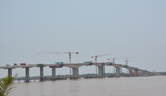 Co Chien Bridge (Photo: SGGP) Co Chien Bridge (Photo: SGGP)