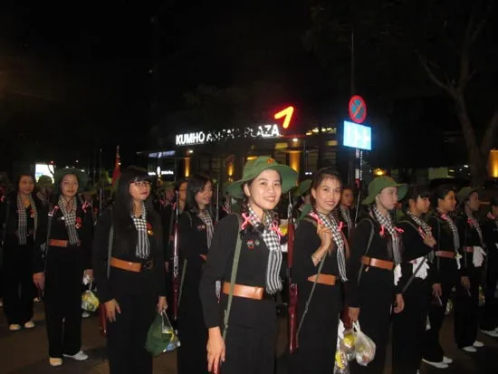 Diễu binh, diễu hành kỷ niệm 40 năm Ngày giải phóng miền Nam, thống nhất đất nước ảnh 30 Diễu binh, diễu hành kỷ niệm 40 năm Ngày giải phóng miền Nam, thống nhất đất nước ảnh 30