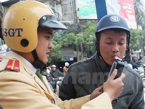 The Ministry of Public Security will continue intensifying inspections of the blood alcohol concentration of drivers (Source: VNA) The Ministry of Public Security will continue intensifying inspections of the blood alcohol concentration of drivers (Source: VNA)