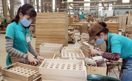 Wooden products made for export at the Hiep Long Fine Furniture Company in Binh Duong Province. Viet Nam's wood processing sector faces high market risks due to its dependency on imported materials. — VNA/VNS Photo Thanh Vu Wooden products made for export at the Hiep Long Fine Furniture Company in Binh Duong Province. Viet Nam's wood processing sector faces high market risks due to its dependency on imported materials. — VNA/VNS Photo Thanh Vu