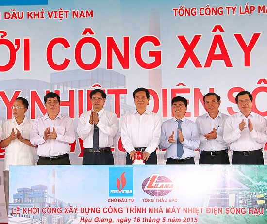 A groundbreaking ceremony for building Song Hau 1 thermal power plant project in Hau Giang province. (Photo:SGGP) A groundbreaking ceremony for building Song Hau 1 thermal power plant project in Hau Giang province. (Photo:SGGP)