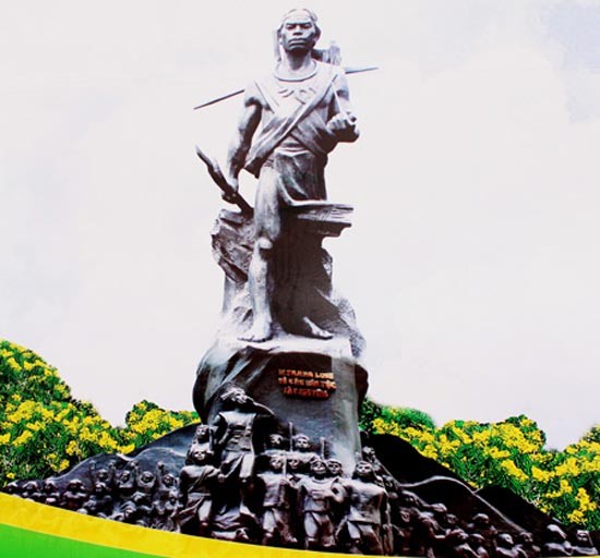 Monument of national hero N' Trang Long and soldiers is located in Dak Nong province. (Photo:SGGP) Monument of national hero N' Trang Long and soldiers is located in Dak Nong province. (Photo:SGGP)