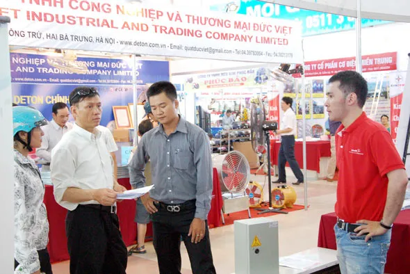 Hơn 300 gian hàng tham gia Hội chợ Công nghiệp – Thương mại Đà Nẵng 2015