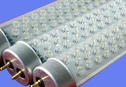 The Prime Minister has approved an US$8.1 million LED lighting project in Viet Nam. — Photo chinhphu.vn The Prime Minister has approved an US$8.1 million LED lighting project in Viet Nam. — Photo chinhphu.vn