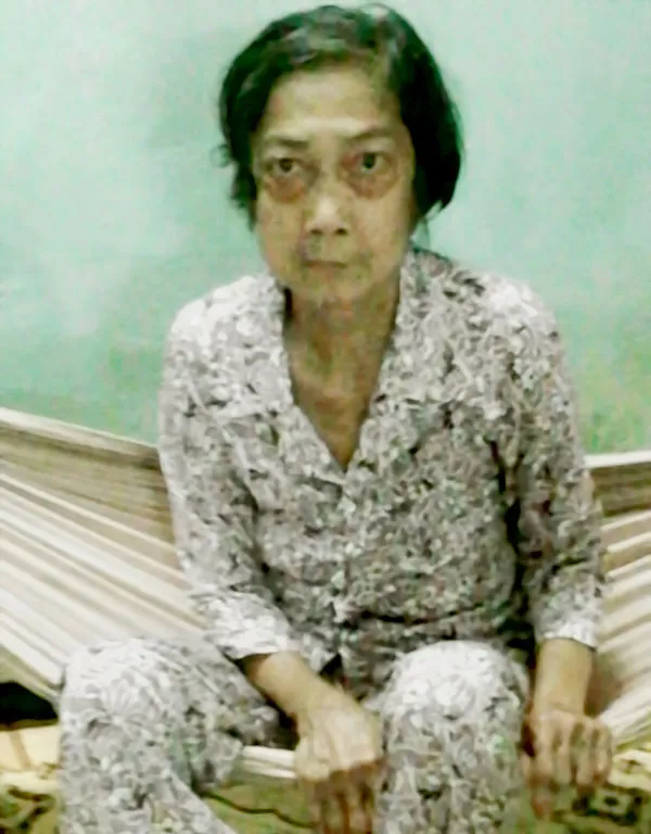 Bệnh tiếp bệnh, phải nhờ hàng xóm cưu mang
