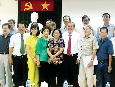 Lãnh đạo TAND tối cao gặp mặt báo chí