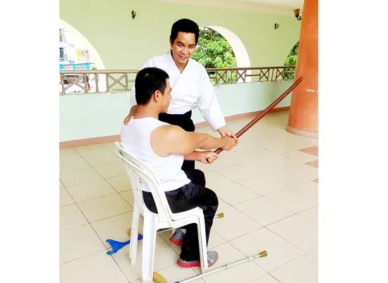 Thầy dạy võ của trẻ khuyết tật
