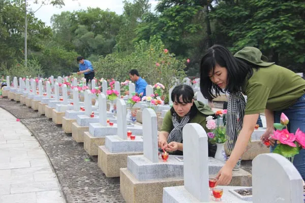 Hành trình “Âm vang Trường Sơn” ảnh 2 Hành trình “Âm vang Trường Sơn” ảnh 2