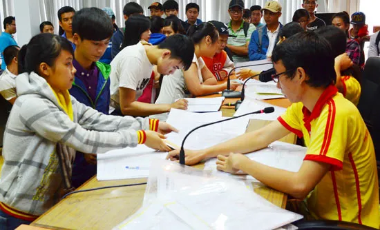 Sáng nay Trường ĐH Sài Gòn in giấy chứng nhận kết quả thi