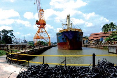 Dock relics of Ba Son Shipyard Company (Photo: Sggp) Dock relics of Ba Son Shipyard Company (Photo: Sggp)