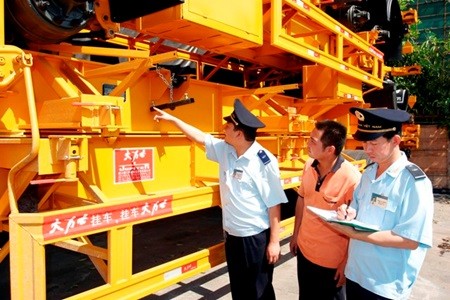 FDI companies also faced trouble in tax refund as 37 per cent of the surveyed firms cited prolonged time taken as a difficulty while claiming tax refund. — baohaiquan FDI companies also faced trouble in tax refund as 37 per cent of the surveyed firms cited prolonged time taken as a difficulty while claiming tax refund. — baohaiquan