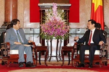 President Truong Tan Sang receives Japanese Minister of Agriculture, Forestry and Fisheries Hayashi Yoshimasa to Ha Noi yesterday. — VNA/VNS Photo Nguyen Khang President Truong Tan Sang receives Japanese Minister of Agriculture, Forestry and Fisheries Hayashi Yoshimasa to Ha Noi yesterday. — VNA/VNS Photo Nguyen Khang