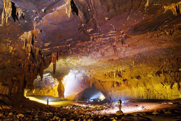 Nuoc Nut cave Nuoc Nut cave