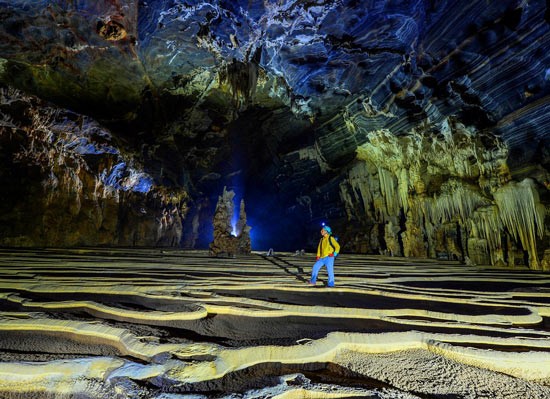 Fairy cave in Quang Binh province Fairy cave in Quang Binh province